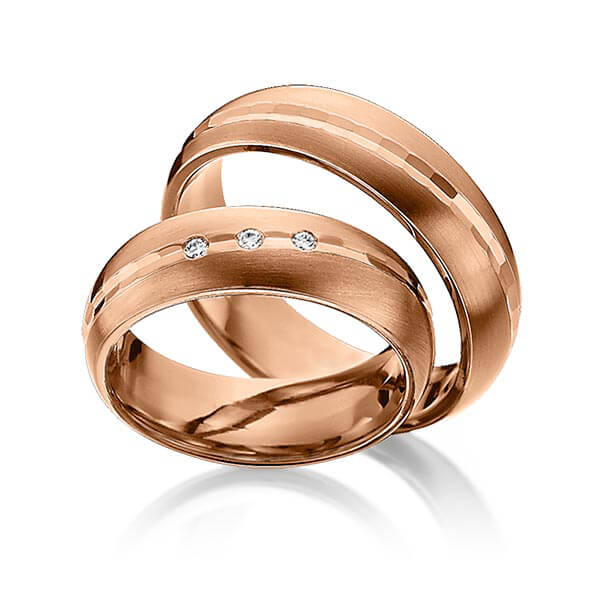 Paar klassische Trauringe/Eheringe in Rotgold 585 mit zus. 0,045 ct. Brillant tw, si von 123GOLD