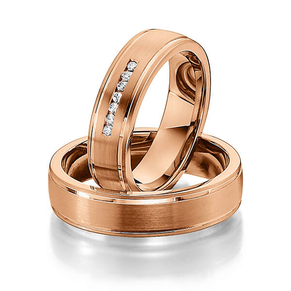Paar klassische Trauringe/Eheringe in Rotgold 585 mit zus. 0,07 ct. Brillant tw, si von Steinberg
