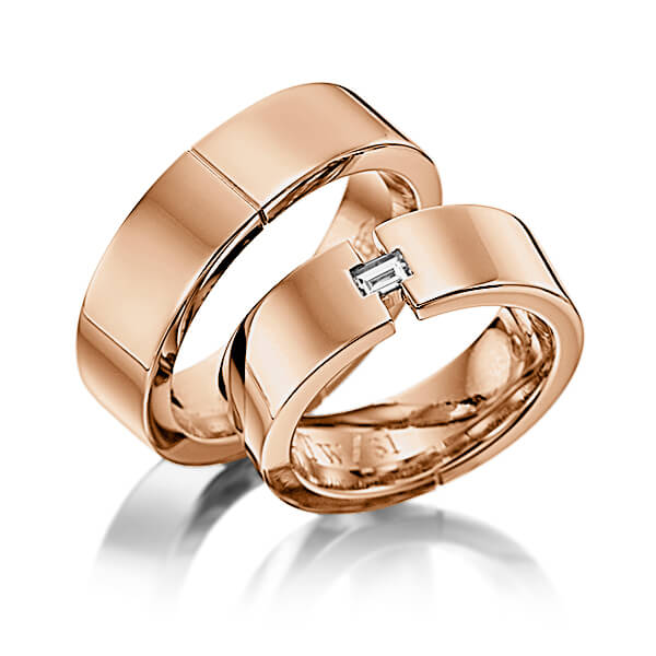 Paar klassische Trauringe/Eheringe in Rotgold 585 mit zus. 0,15 ct. Baguette-Diamant tw, vs von 123GOLD - P-1121-10 Paar klassische Trauringe/Eheringe in Rotgold 585 mit zus. 0,15 ct. Baguette-Diamant tw, vs von 123GOLD - P-1121-10