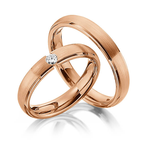 Paar klassische Trauringe/Eheringe in Rotgold 585 mit zus. 0,1 ct. Brillant tw, si von Steinberg