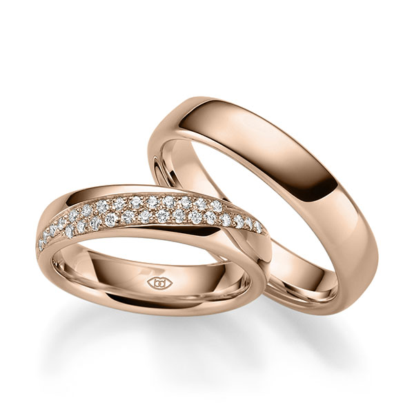Paar klassische Trauringe/Eheringe in Rotgold 585 mit zus. 0,28 ct. Brillant tw, si von 123GOLD