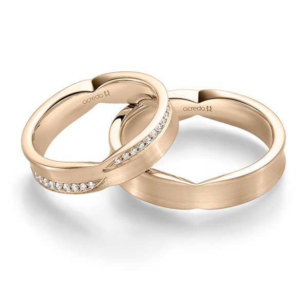 Paar klassische Trauringe/Eheringe in Signature Gold 585 mit zus. 0,336 ct. Brillant tw, si von acredo