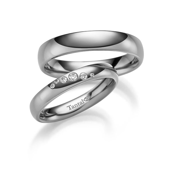 Paar klassische Trauringe/Eheringe in Tantal 900 mit zus. 0,065 ct. Brillant tw, si - UQ-1103-1