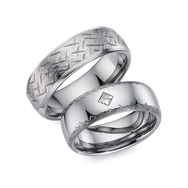 Paar klassische Trauringe/Eheringe in Tantal 900 mit zus. 0,08 ct. Prinzess-Diamant tw, vs - UQ-1132-1 Paar klassische Trauringe/Eheringe in Tantal 900 mit zus. 0,08 ct. Prinzess-Diamant tw, vs - UQ-1132-1