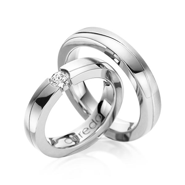 Paar klassische Trauringe/Eheringe in Weissgold 585 mit 0,3 ct. Brillant tw, si von acredo