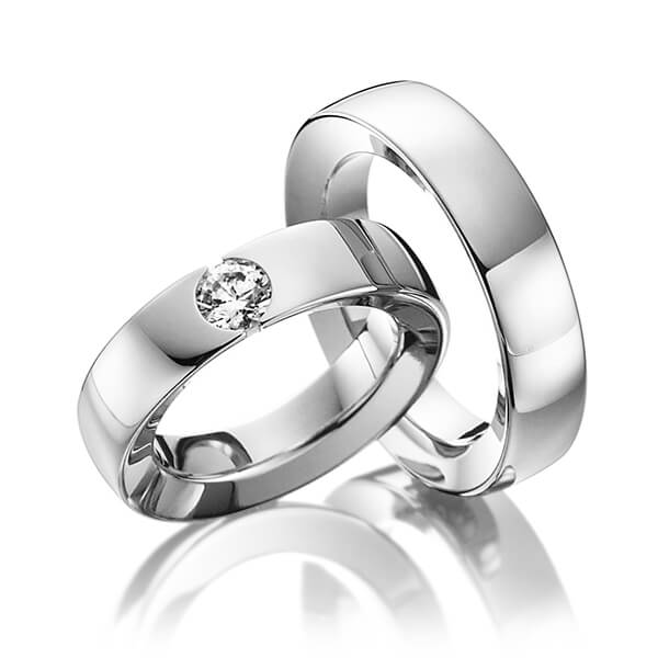 Paar klassische Trauringe/Eheringe in Weißgold 585 mit 0,5 ct. Brillant tw, si von 123GOLD