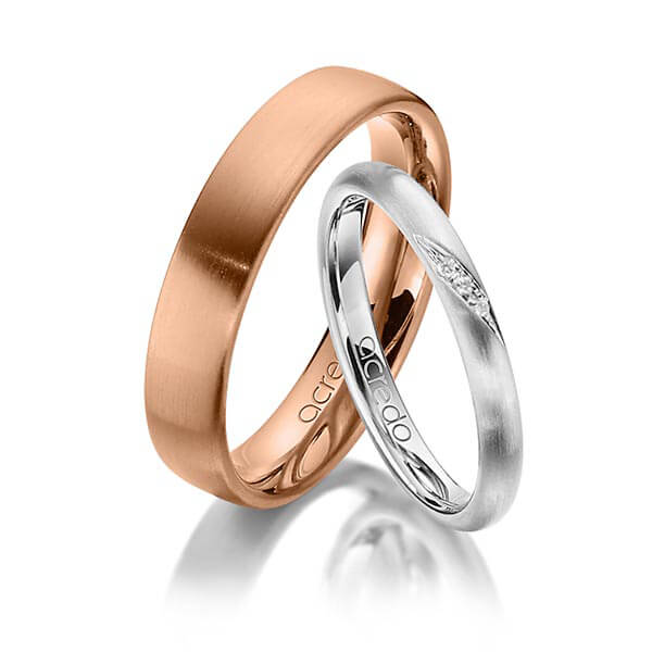 Paar klassische Trauringe/Eheringe in Weißgold 585 mit zus. 0,015 ct. Brillant tw, si von acredo