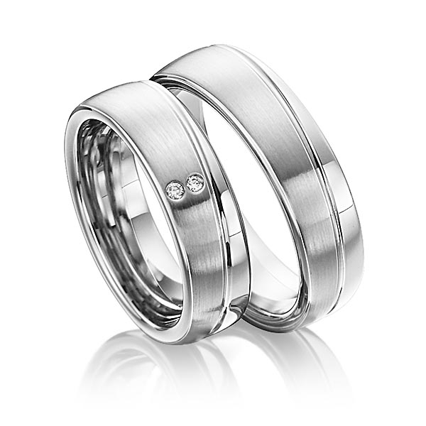 Paar klassische Trauringe/Eheringe in Weissgold 585 mit zus. 0,02 ct. Brillant tw, si - NP-1207-3