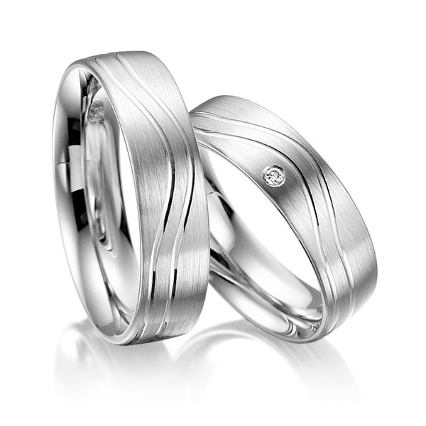 Paar klassische Trauringe/Eheringe in Weissgold 585 mit zus. 0,02 ct. Brillant tw, si von Steinberg