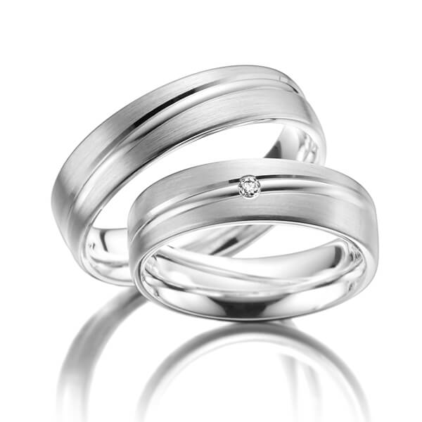 Paar klassische Trauringe/Eheringe in Weissgold 585 mit zus. 0,03 ct. Brillant tw, si - NP-1128-1 Paar klassische Trauringe/Eheringe in Weissgold 585 mit zus. 0,03 ct. Brillant tw, si - NP-1128-1