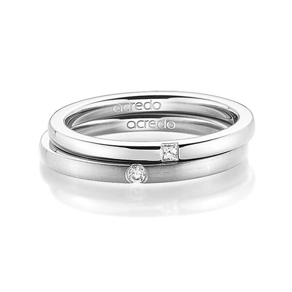 Paar klassische Trauringe/Eheringe in Weissgold 585 mit zus. 0,055 ct. Prinzess-Diamant & Brillant tw, si von acredo