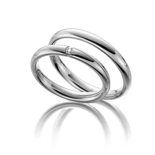 Paar klassische Trauringe/Eheringe in Weissgold 585 mit zus. 0,05 ct. Brillant tw, si von 123GOLD