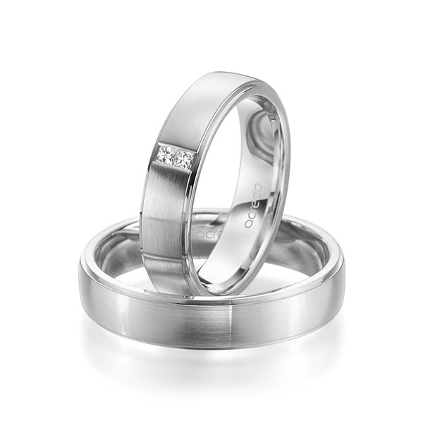 Paar klassische Trauringe/Eheringe in Weissgold 585 mit zus. 0,06 ct. Prinzess-Diamant tw, si von acredo - A-1964-4 Paar klassische Trauringe/Eheringe in Weissgold 585 mit zus. 0,06 ct. Prinzess-Diamant tw, si von acredo - A-1964-4