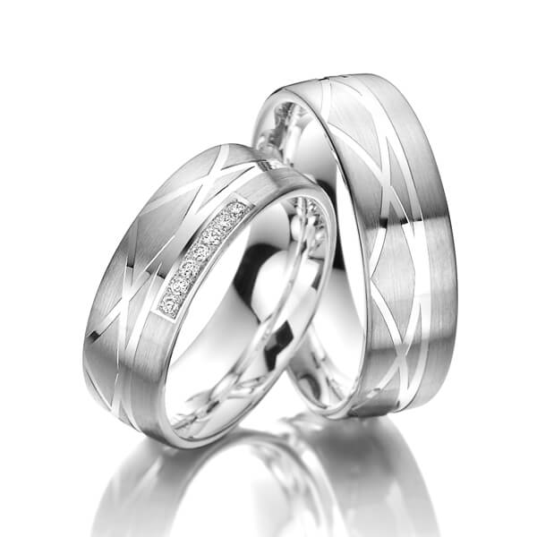 Paar klassische Trauringe/Eheringe in Weissgold 585 mit zus. 0,07 ct. Brillant tw, si von Steinberg