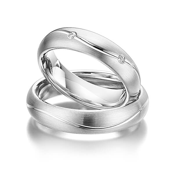 Paar klassische Trauringe/Eheringe in Weißgold 585 mit zus. 0,12 ct. Brillant tw, si von Steinberg - Q-1143-2 Paar klassische Trauringe/Eheringe in Weißgold 585 mit zus. 0,12 ct. Brillant tw, si von Steinberg - Q-1143-2