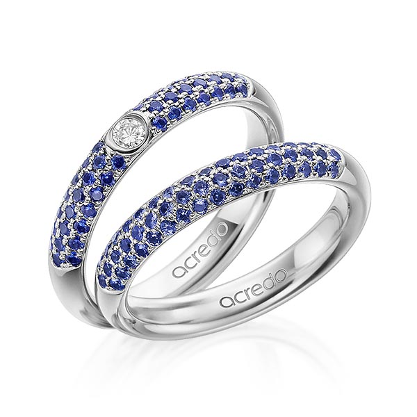 Paar klassische Trauringe/Eheringe in Weissgold 585 mit zus. 0,808 ct. Brillant Saphir Blau (A 10) tw, si von acredo