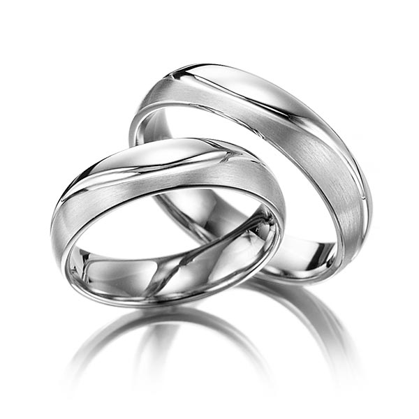 Paar klassische Trauringe/Eheringe in Weißgold 585 
