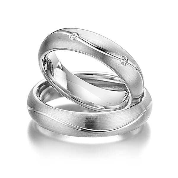 Pair classic wedding bands in Gray gold 14K (585/1000) with in total 0,12 ct. brilliant tw,si by Steinberg - Q-1143-5 Pair classic wedding bands in Gray gold 14K (585/1000) with in total 0,12 ct. brilliant tw,si by Steinberg - Q-1143-5