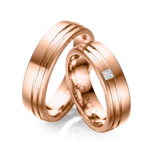 Pair classic wedding bands in outside Red gold 14K (585/1000) , inside Red gold 14K (585/1000) with in total 0,05 ct. princess diamond tw,si by acredo - A-1040-6 Pair classic wedding bands in outside Red gold 14K (585/1000) , inside Red gold 14K (585/1000) with in total 0,05 ct. princess diamond tw,si by acredo - A-1040-6
