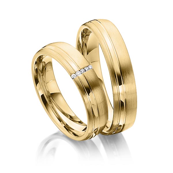 Pair classic wedding bands in Yellow gold 14K (585/1000) with in total 0,025 ct. brilliant tw,si by Steinberg - Q-1359-11 Pair classic wedding bands in Yellow gold 14K (585/1000) with in total 0,025 ct. brilliant tw,si by Steinberg - Q-1359-11