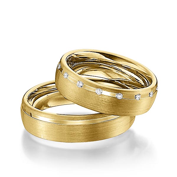 Pair classic wedding bands in Yellow gold 14K (585/1000) with in total 0,15 ct. brilliant tw,si by Steinberg - Q-1352-8 Pair classic wedding bands in Yellow gold 14K (585/1000) with in total 0,15 ct. brilliant tw,si by Steinberg - Q-1352-8