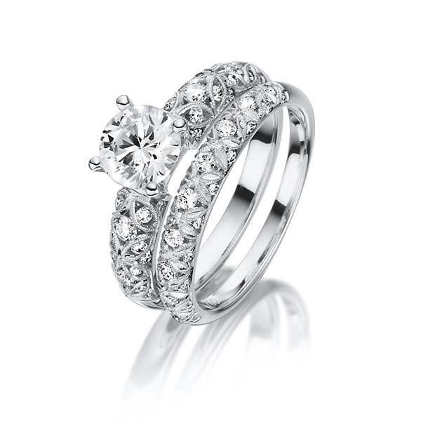 Ring-Set in witgoud 18 kt. met 0,7 ct. + in totaal 0,64 ct. Briljant tw/si tw,vs van Steinberg - Q-1417-1 Ring-Set in witgoud 18 kt. met 0,7 ct. + in totaal 0,64 ct. Briljant tw/si tw,vs van Steinberg - Q-1417-1