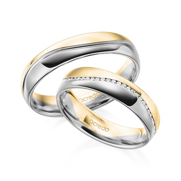 Set Bicolor Memoire-trouwringen in geelgoud 14 kt. grijsgoud 14 kt. half gezet met in totaal 0,14 ct. Briljant tw/si van acredo