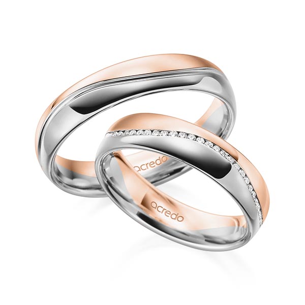 Set Bicolor Memoire-trouwringen in roodgoud 14 kt. grijsgoud 14 kt. half gezet met in totaal 0,14 ct. Briljant tw/si van acredo