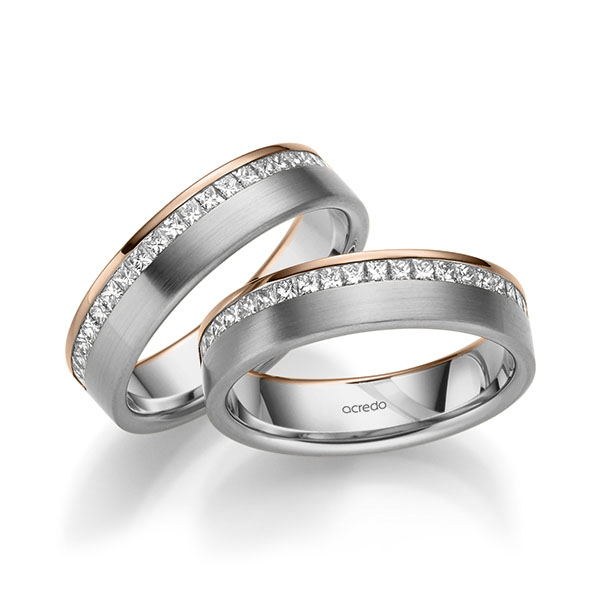 Set Bicolor Memoire-trouwringen in roodgoud 14 kt. grijsgoud 14 kt. half gezet met in totaal 1,08 ct. Princess-Diamant tw/si van acredo