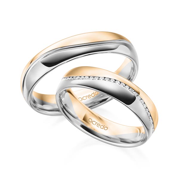 Set Bicolor Memoire-trouwringen in roségoud 14 kt. witgoud 14 kt. half gezet met in totaal 0,14 ct. Briljant tw/si van acredo