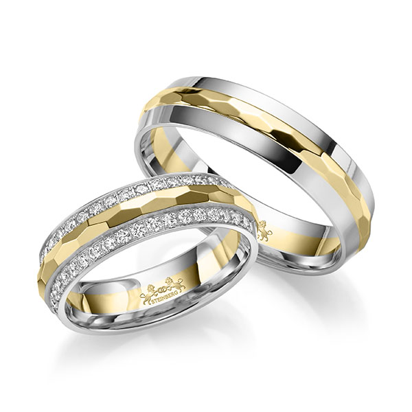 Set Bicolor Memoire-trouwringen in witgoud 14 kt. geelgoud 14 kt. half gezet met in totaal 0,44 ct. Briljant tw/si van Steinberg
