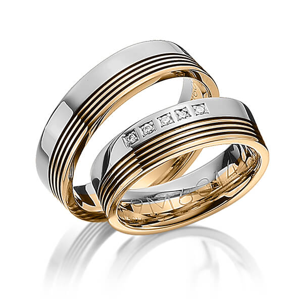 Set Bicolor trouwringen in 600 Platinahoudend metaal (60%) roségoud 14 kt. met in totaal 0,035 ct. Briljant tw,vs van Merii