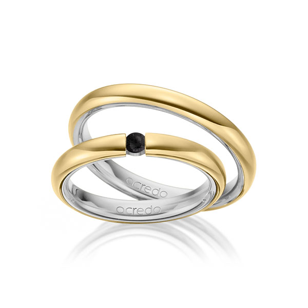 Set Bicolor trouwringen in buiten geelgoud 14 kt. , binnen grijsgoud 14 kt. met in totaal 0,08 ct. Briljant Zwart van acredo