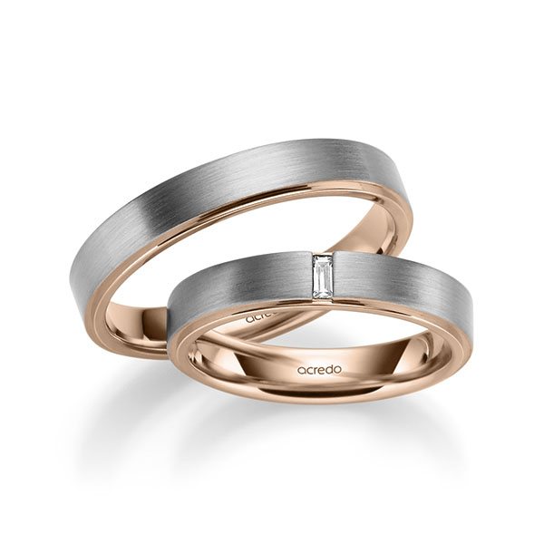Set Bicolor trouwringen in buiten grijsgoud 14 kt. , binnen roodgoud 14 kt. met in totaal 0,06 ct. Baguette-Diamant tw,vs van acredo