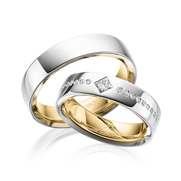 Set Bicolor trouwringen in buiten platina 950 , binnen geelgoud 18 kt. met in totaal 0,326 ct. Princess-Diamant & Briljant tw/si van acredo