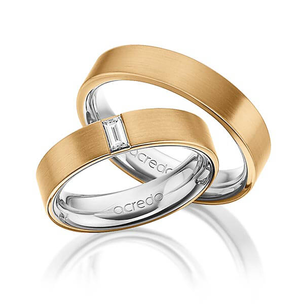 Set Bicolor trouwringen in buiten roségoud 18 kt. , binnen platina 950 met in totaal 0,2 ct. Baguette-Diamant tw,vs van acredo