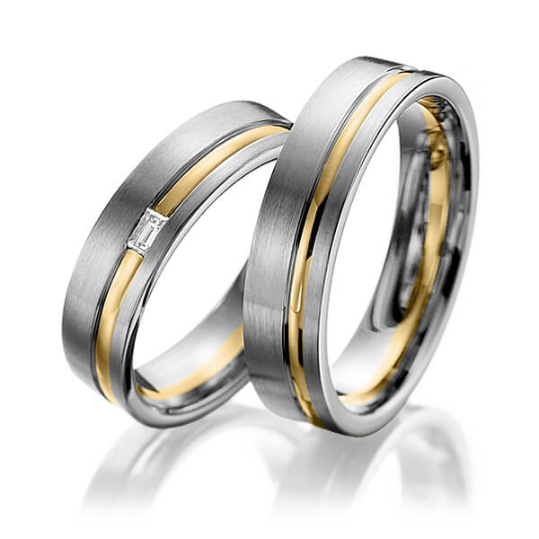 Set Bicolor trouwringen in dark grey gold 14 kt. geelgoud 14 kt. met in totaal 0,06 ct. Baguette-Diamant tw,vs van Eternal Touch - Y-1104-8 Set Bicolor trouwringen in dark grey gold 14 kt. geelgoud 14 kt. met in totaal 0,06 ct. Baguette-Diamant tw,vs van Eternal Touch - Y-1104-8