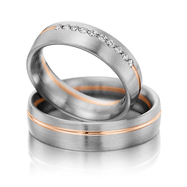 Set Bicolor trouwringen in dark grey gold 14 kt. roodgoud 14 kt. met in totaal 0,15 ct. Briljant tw/si van Steinberg - Q-1202-15 Set Bicolor trouwringen in dark grey gold 14 kt. roodgoud 14 kt. met in totaal 0,15 ct. Briljant tw/si van Steinberg - Q-1202-15