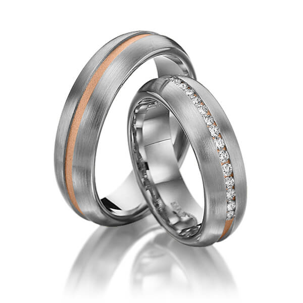 Set Bicolor trouwringen in dark grey gold 14 kt. roodgoud 14 kt. met in totaal 0,225 ct. Briljant tw/si van Eternal Touch - Y-1144-9 Set Bicolor trouwringen in dark grey gold 14 kt. roodgoud 14 kt. met in totaal 0,225 ct. Briljant tw/si van Eternal Touch - Y-1144-9