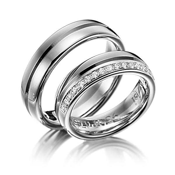 Set Bicolor trouwringen in dark grey gold 14 kt. witgoud 14 kt. met in totaal 0,225 ct. Briljant tw/si van Eternal Touch - Y-1131-16 Set Bicolor trouwringen in dark grey gold 14 kt. witgoud 14 kt. met in totaal 0,225 ct. Briljant tw/si van Eternal Touch - Y-1131-16