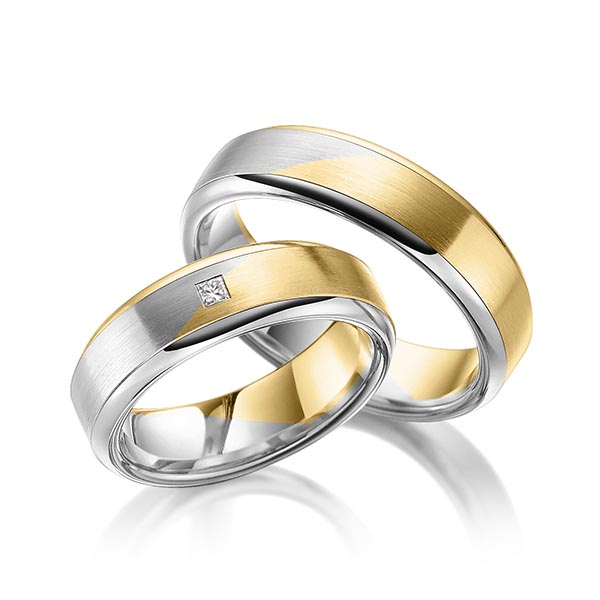 Set Bicolor trouwringen in geelgoud 14 kt. grijsgoud 14 kt. met in totaal 0,05 ct. Princess-Diamant tw,vs van Eternal Touch