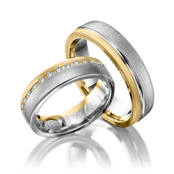 Set Bicolor trouwringen in geelgoud 14 kt. grijsgoud 14 kt. met in totaal 0,15 ct. Briljant tw/si van Steinberg - Q-1203-2 Set Bicolor trouwringen in geelgoud 14 kt. grijsgoud 14 kt. met in totaal 0,15 ct. Briljant tw/si van Steinberg - Q-1203-2