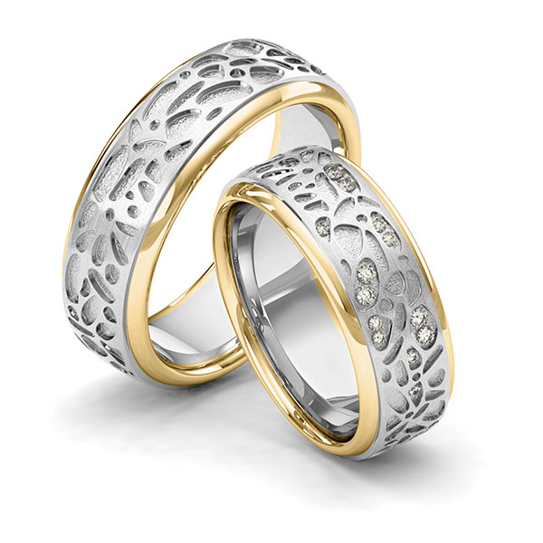 Set Bicolor trouwringen in geelgoud 14 kt. witgoud 14 kt. Laser Structuur met in totaal 0,1 ct. Briljant tw/si van Eternal Touch