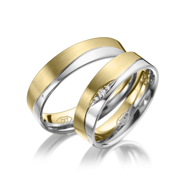 Set Bicolor trouwringen in geelgoud 14 kt. witgoud 14 kt. met in totaal 0,03 ct. Briljant tw/si - NP-1216-5 Set Bicolor trouwringen in geelgoud 14 kt. witgoud 14 kt. met in totaal 0,03 ct. Briljant tw/si - NP-1216-5