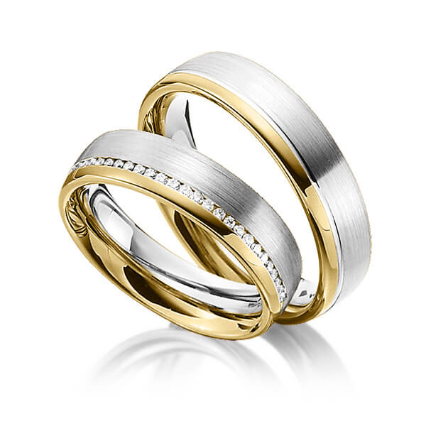 Set Bicolor trouwringen in geelgoud 14 kt. witgoud 14 kt. met in totaal 0,145 ct. Briljant tw/si van Steinberg