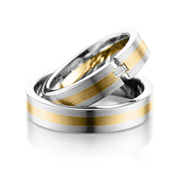 Set Bicolor trouwringen in grijsgoud 14 kt. geelgoud 14 kt. met in totaal 0,05 ct. Baguette-Diamant tw,vs van Eternal Touch