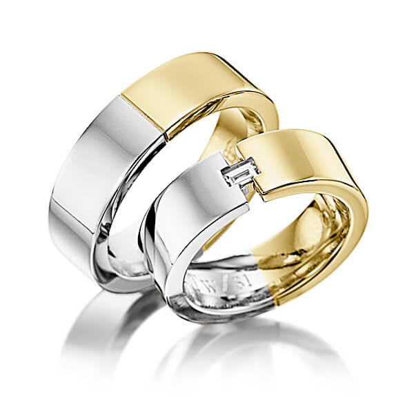 Set Bicolor trouwringen in grijsgoud 14 kt. geelgoud 14 kt. met in totaal 0,15 ct. Baguette-Diamant tw,vs van Eternal Touch