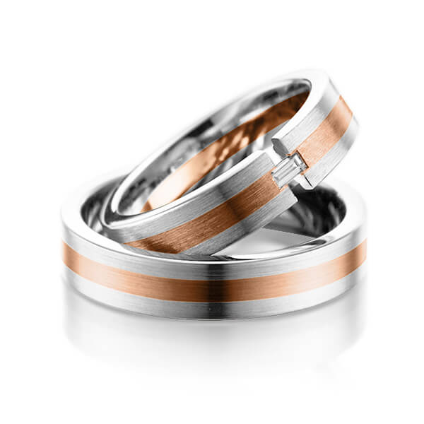Set Bicolor trouwringen in grijsgoud 14 kt. roodgoud 14 kt. met in totaal 0,05 ct. Baguette-Diamant tw,vs van Eternal Touch