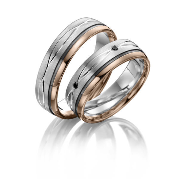 Set Bicolor trouwringen in grijsgoud 14 kt. roodgoud 14 kt. met in totaal 0,05 ct. Briljant Zwart van Merii