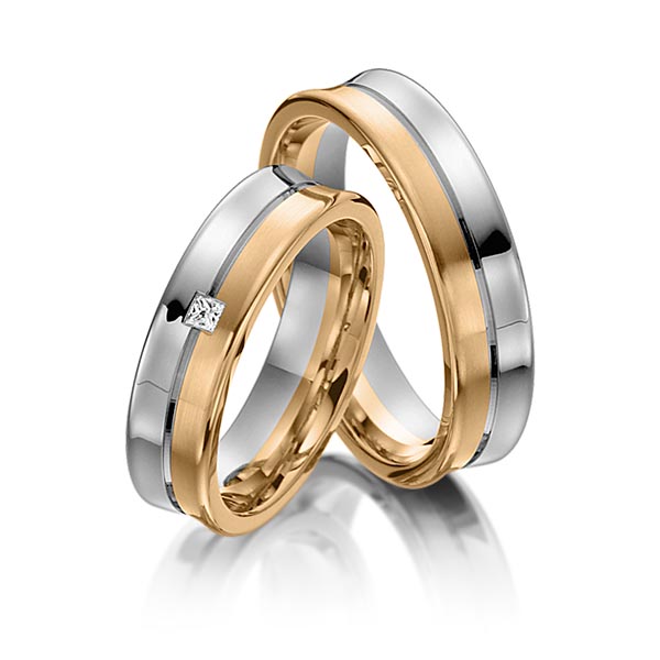 Set Bicolor trouwringen in grijsgoud 14 kt. roségoud 14 kt. met in totaal 0,03 ct. Princess-Diamant tw,vs van acredo